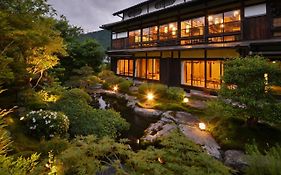 Japanese Ryokan Seryo